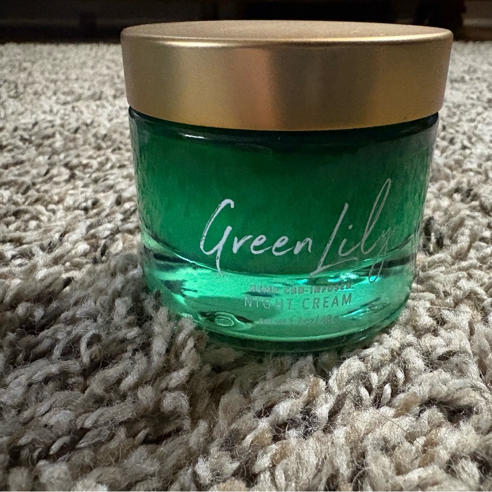 Green Lily Hemp Infused Night Cream w/ Marula, Salicylic, Hyaluronic Acid New